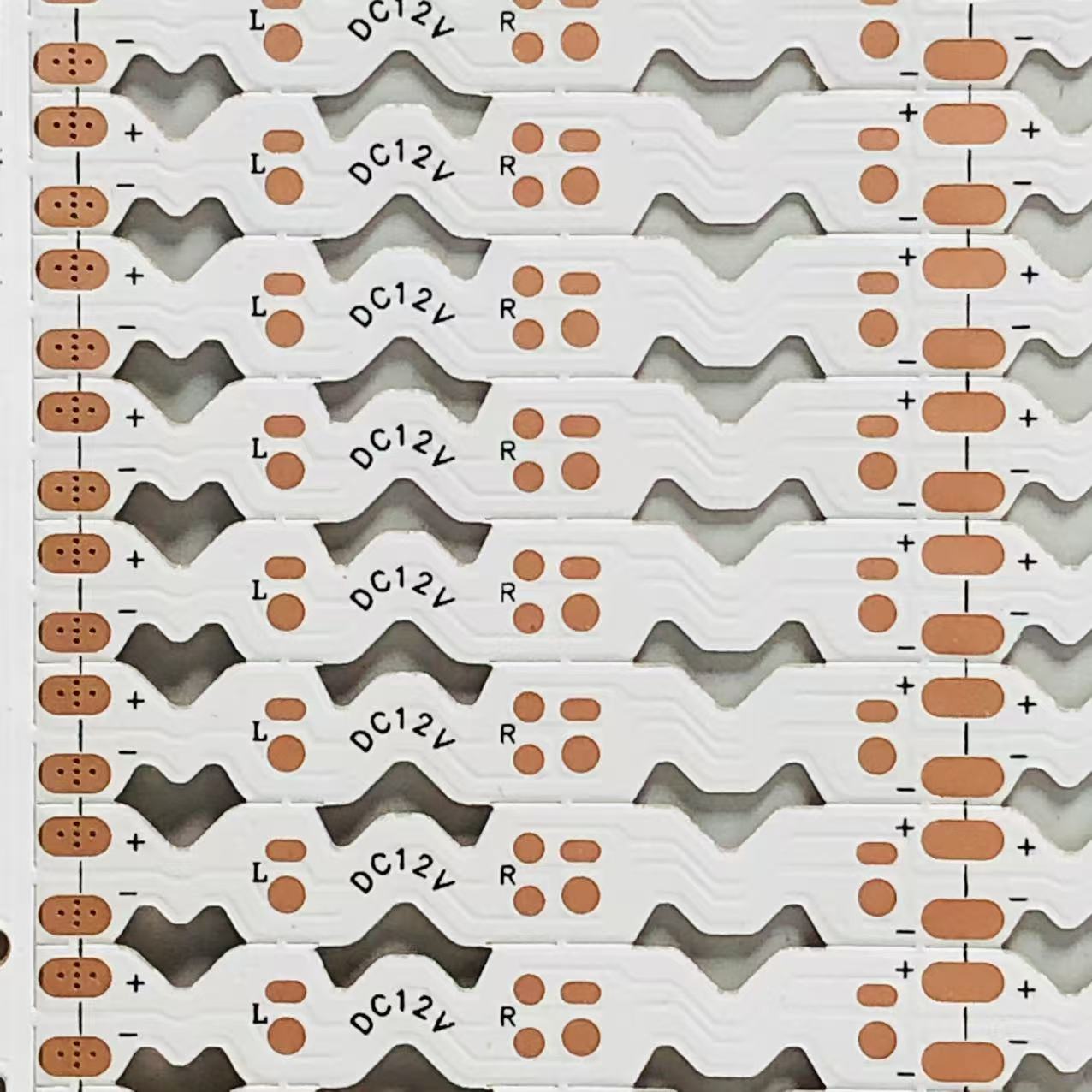 FPC软灯条板2835S型 12V 60D/M 500*8MM*30PCS 正白膜背黄铜25+25
