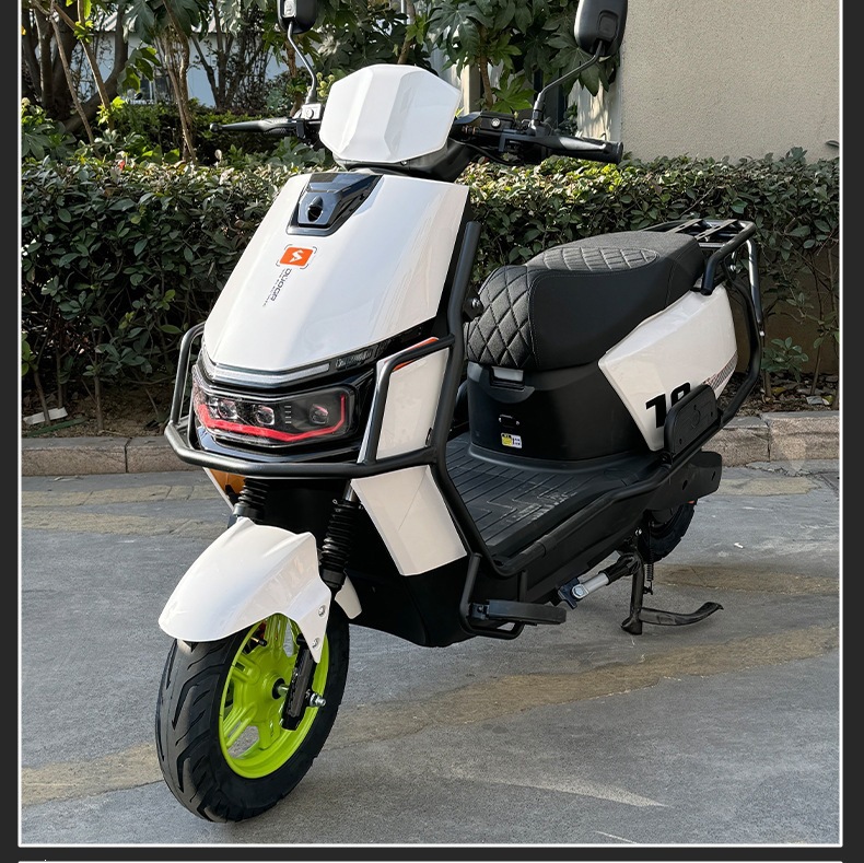 Electric Vehicle Manufacturer Direct Sales Adult 60V72V High-Power Delivery Electric Scooter High-Speed Electric Motorcycle Long Range