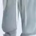 9073