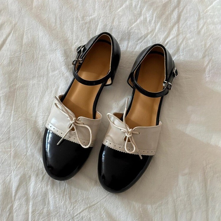 Retro Mary Jane shoes made of sheepskin leather with shoelaces with…