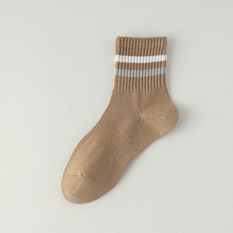 Calcetines cortos de algodón de color sólido para hombres otoño y invierno 100 algodón en una máquina sin hueso anti-balling paquete independiente de rayas de dos barras calcetines para hombres