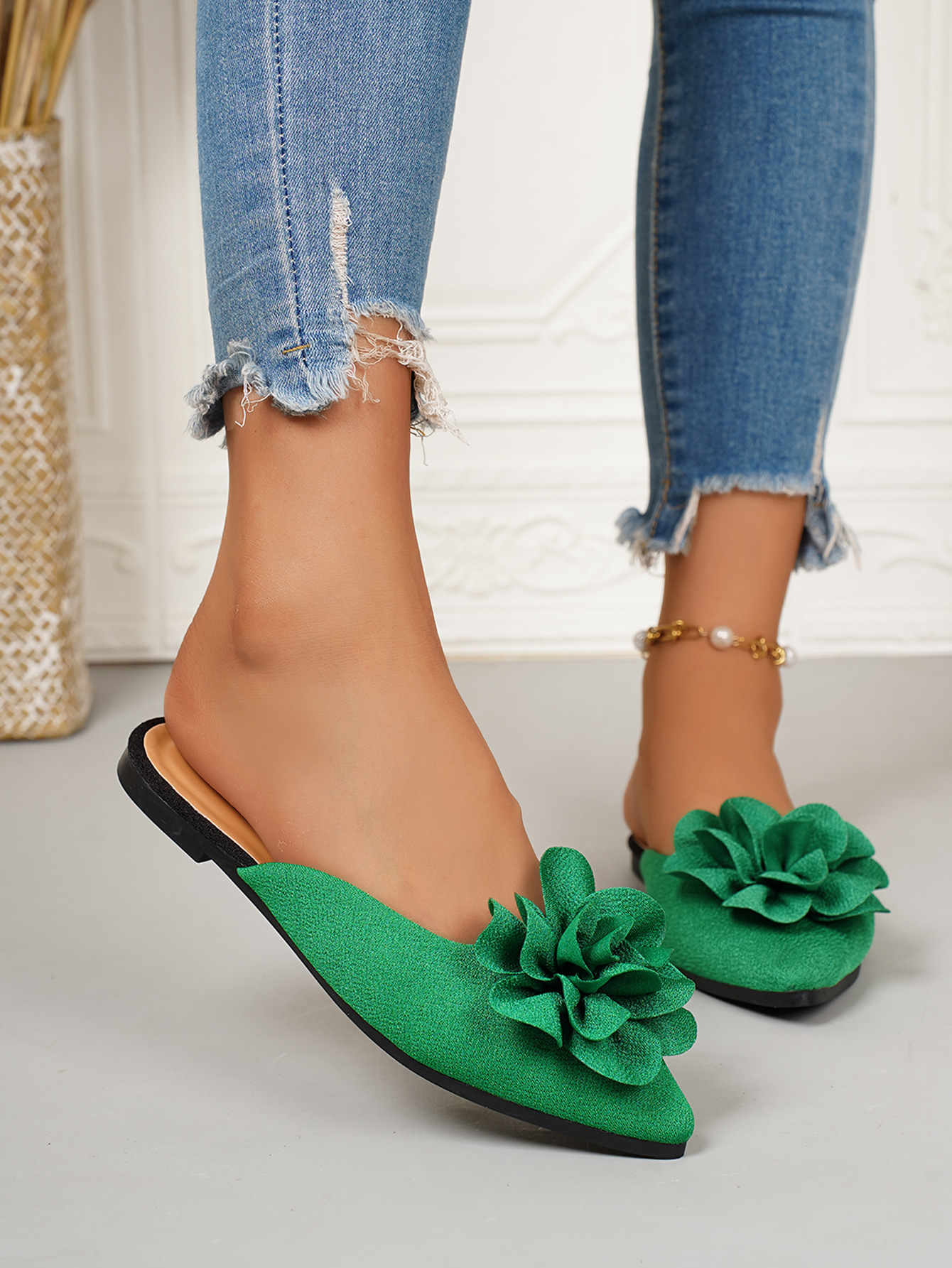 Women's Flat Slippers Floral Patterns Plus Size Lightweight Closed Toe Design Suitable For Summer_voghion.com