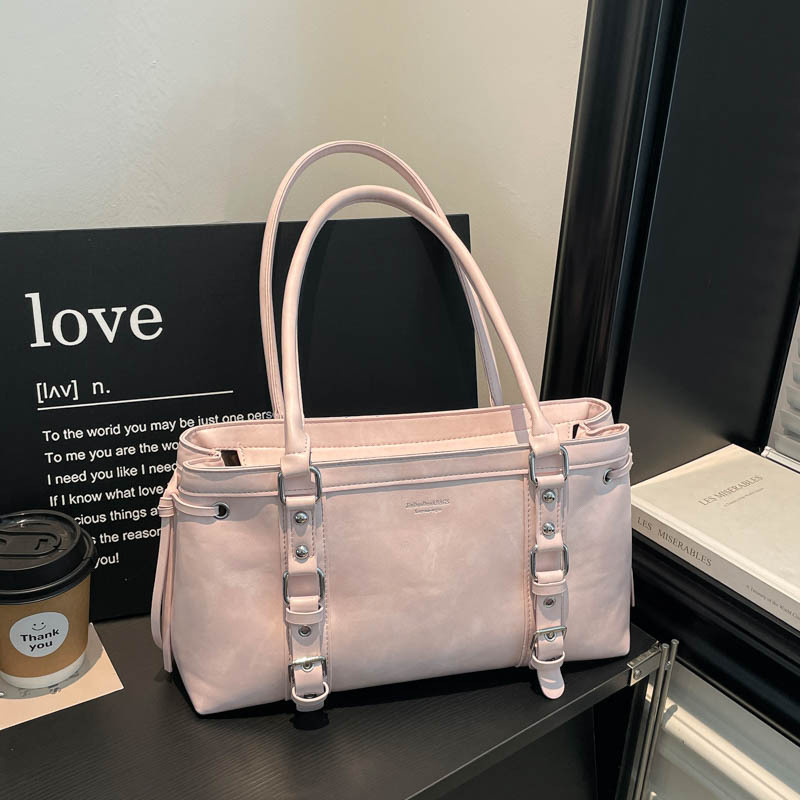 Bolsas de brazo coreanas lujosas retro 2026 verano nuevo estilo británico temperamento versátil bolsas de hombro de moda