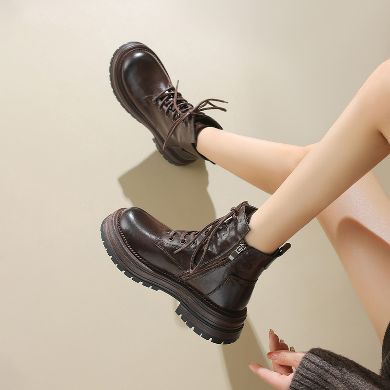 Augusto Lion Martin botas para mujeres 2025, nuevo estilo británico de otoño y invierno con falda, botas cortas de primavera y otoño con suela gruesa. image 2