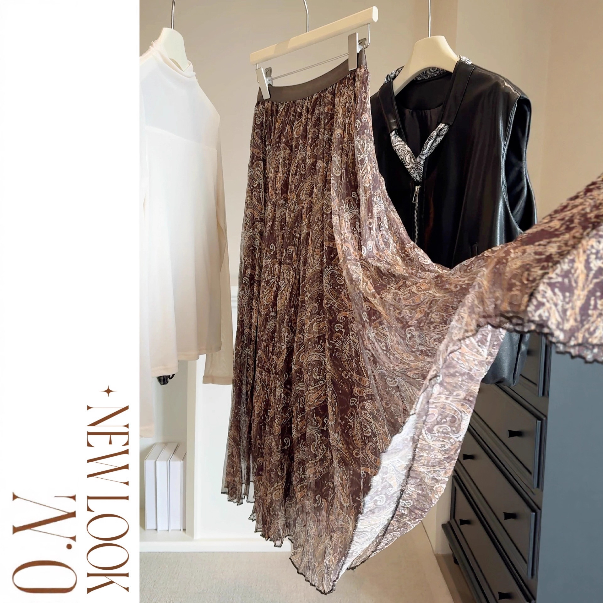 Drapey Pleated Floral Skirt for Women Autum 2025 New Elegant High-Waisted Retro Mid-Length Skirt Oversized Skirt