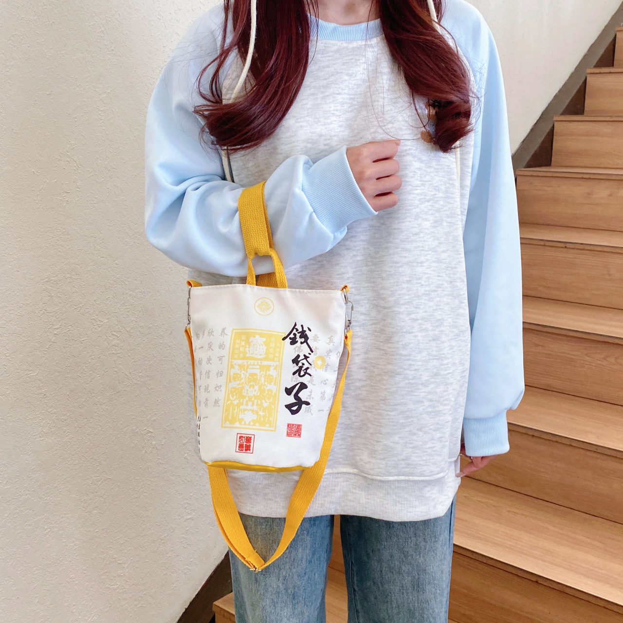 金蛇贺岁2025蛇年布袋钱袋子帆布包便携大容量斜挎包女手提遛弯包