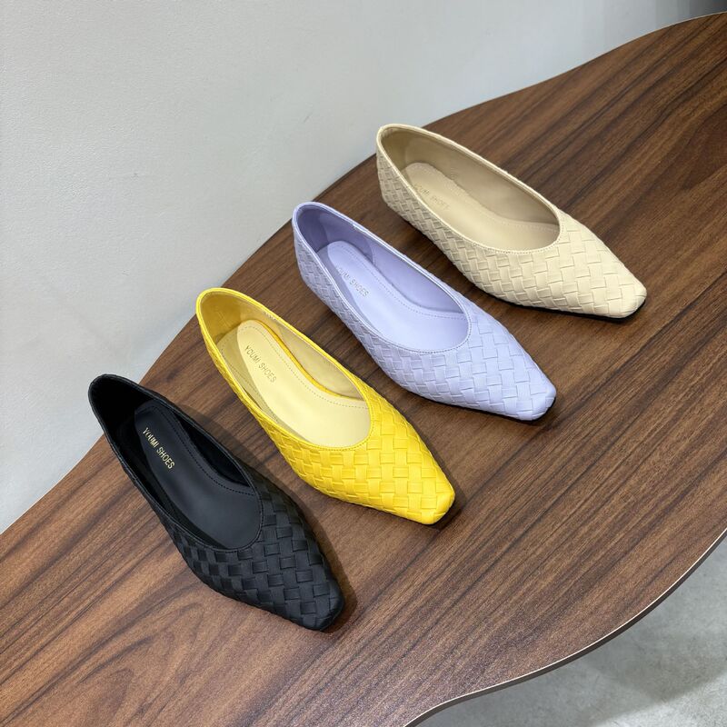 Square-Toe Chunky Heel Women's Shoes, 2026 New Style Mori-Style Square-Toe Woven Shallow Soft Leather Low-Heeled Shoes