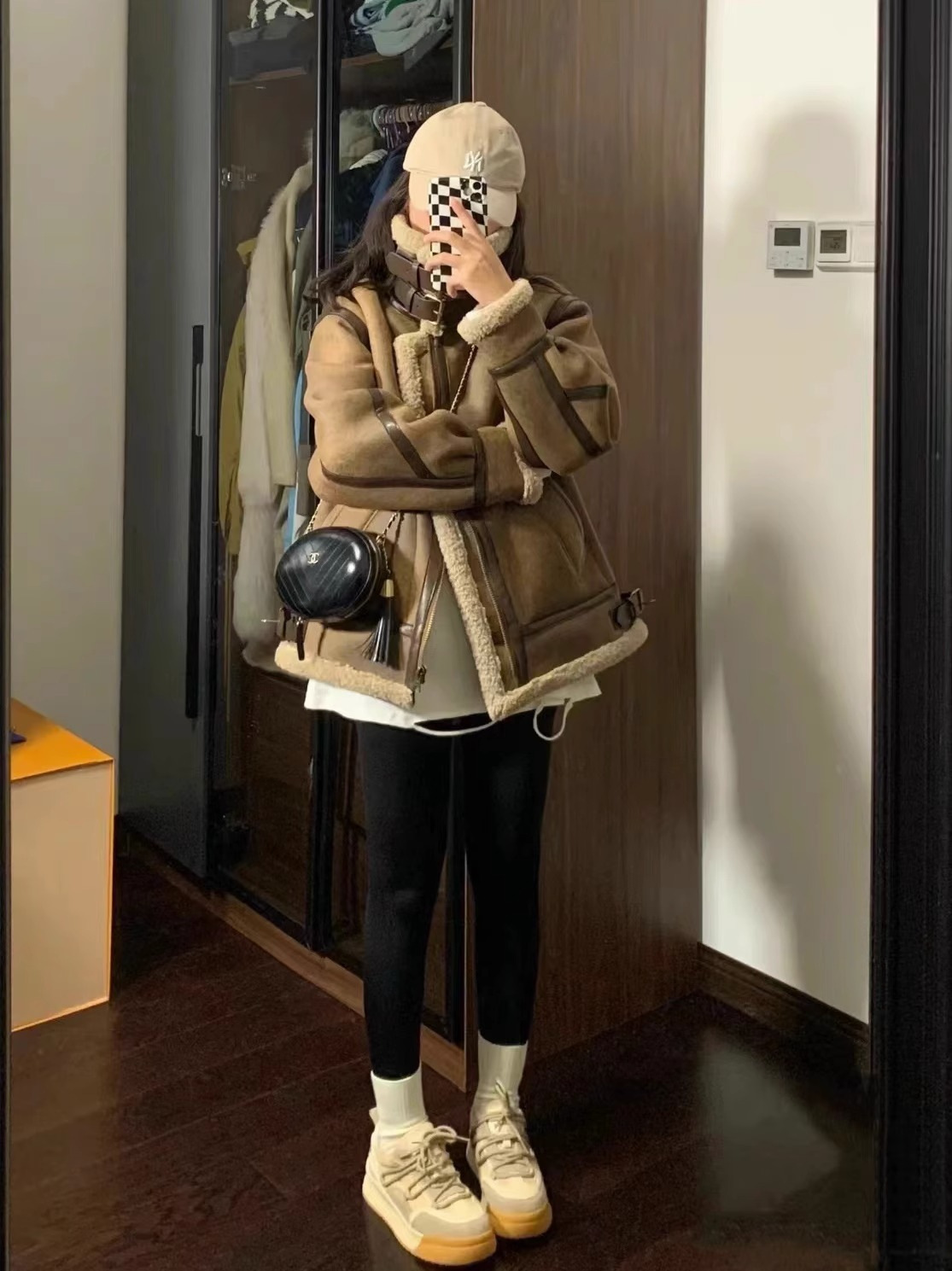 Sheepskin One-Piece Lamb Wool Jacket Women's New Winter Suede Motorcycle Jacket Jacket Cashmere Cotton Jacket