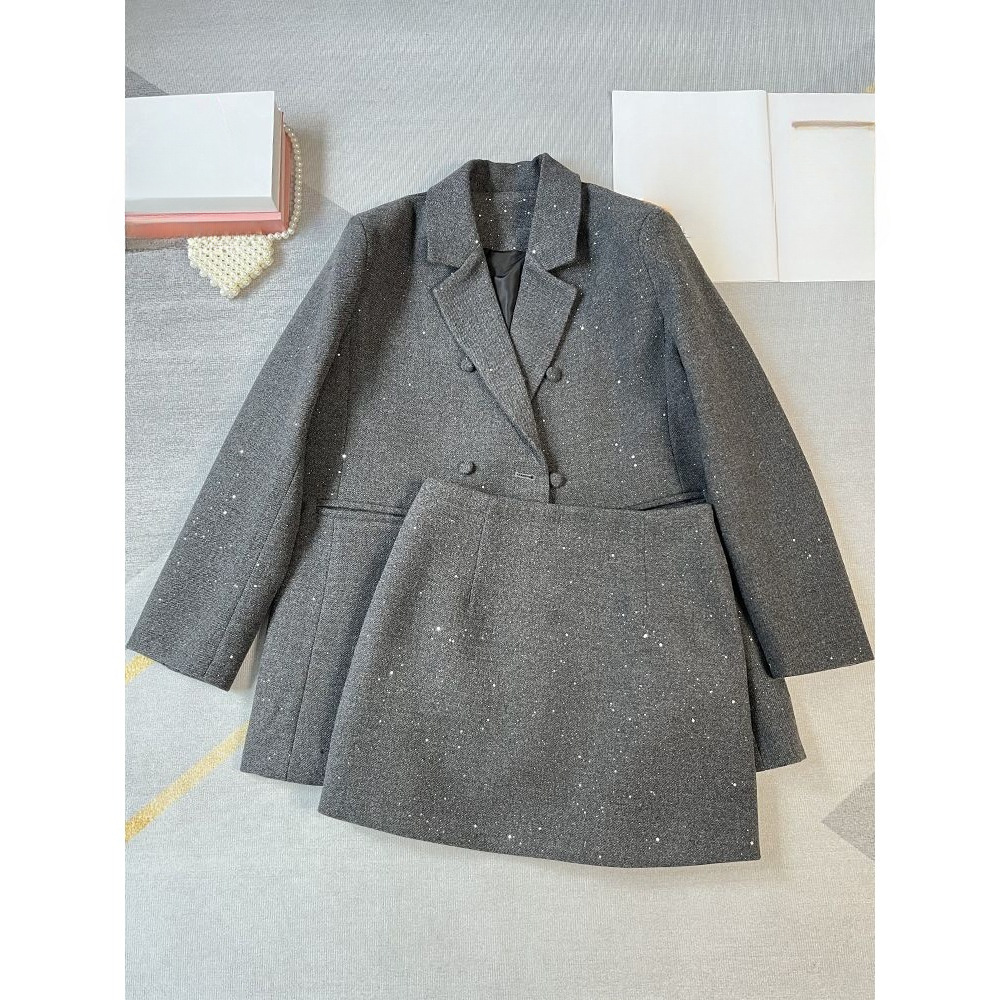 Qadın sequin blazer və yubka ikili dəsti, orta uzunluq