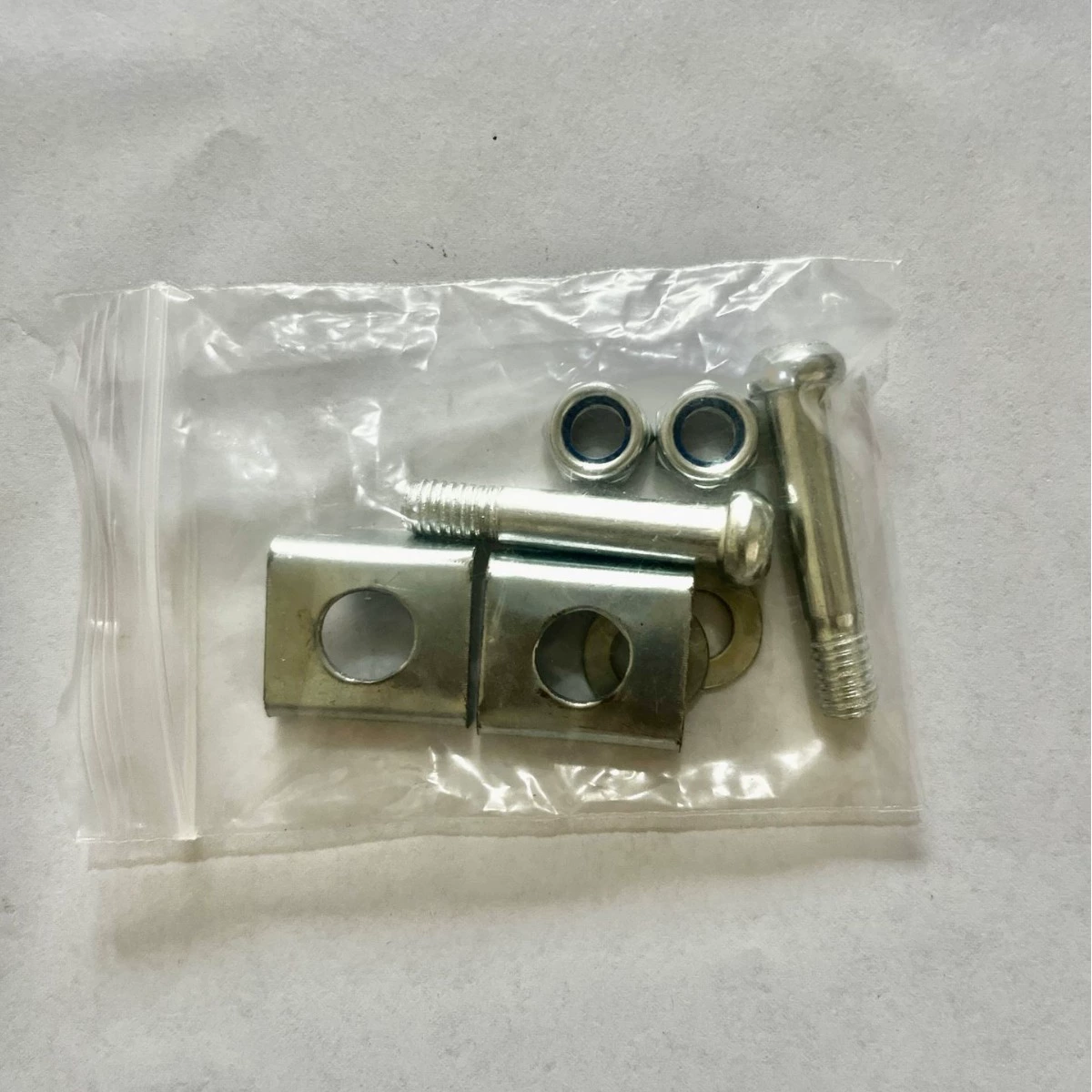 Завод 12-20inch Аксессуары для велосипедов и горных велосипедов Вспомогательное колесо Кронштейн вторичного колеса Винтовые детали Товары для велоспорта