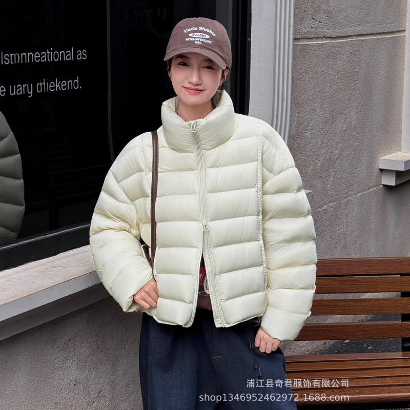 Petite Stand Collar Short Puff 2025 New Style 90 White Duck down Rib down Jacket Candy Coat Wholesale 8803