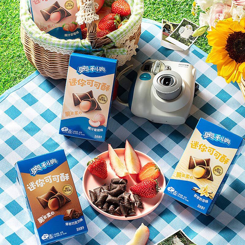 Oreo Coco Crisp 40g Wafer Sandwich Cookies Chocolate Strawberry Flavor Vanilla Mousse Tiramisu Peach