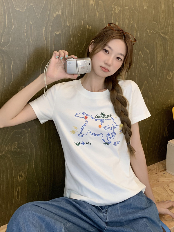 韓国のかわいい猫の刺繍デザイン半袖Tシャツ女性用2025夏の新しいルーズスリムレイジートップ|undefined