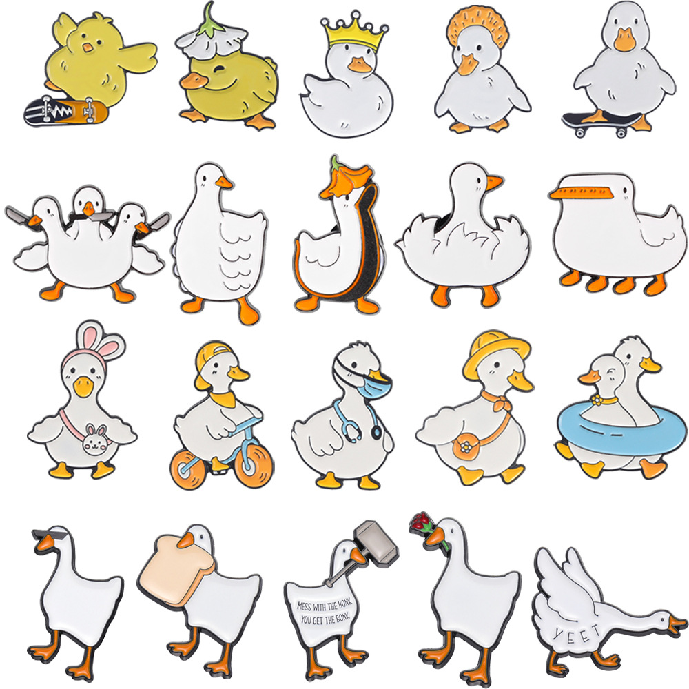 Alloy Material Cute Pin Duck Alloy Stoving Varnish Unisex Brooches