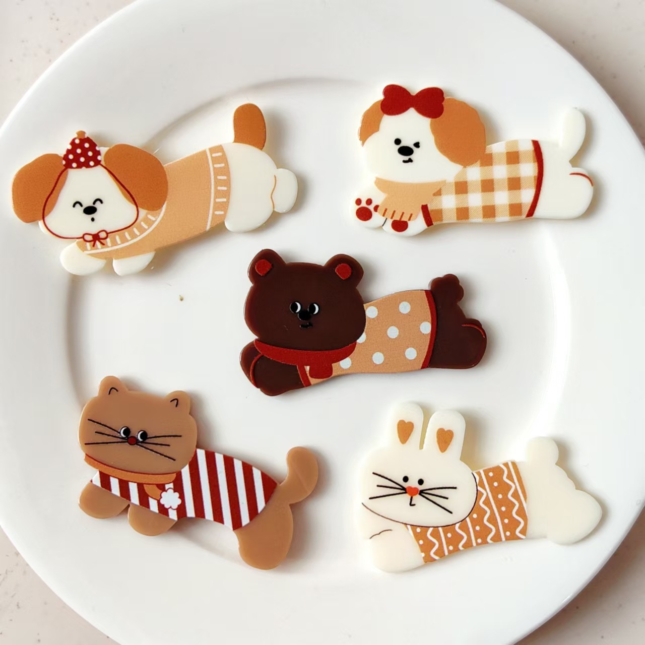 만화 귀여운 아크릴 강아지 덕빌 클립 Maillard 패치 DIY 헤드웨어 휴대 전화 쉘 액세서리 장식 신발 꽃