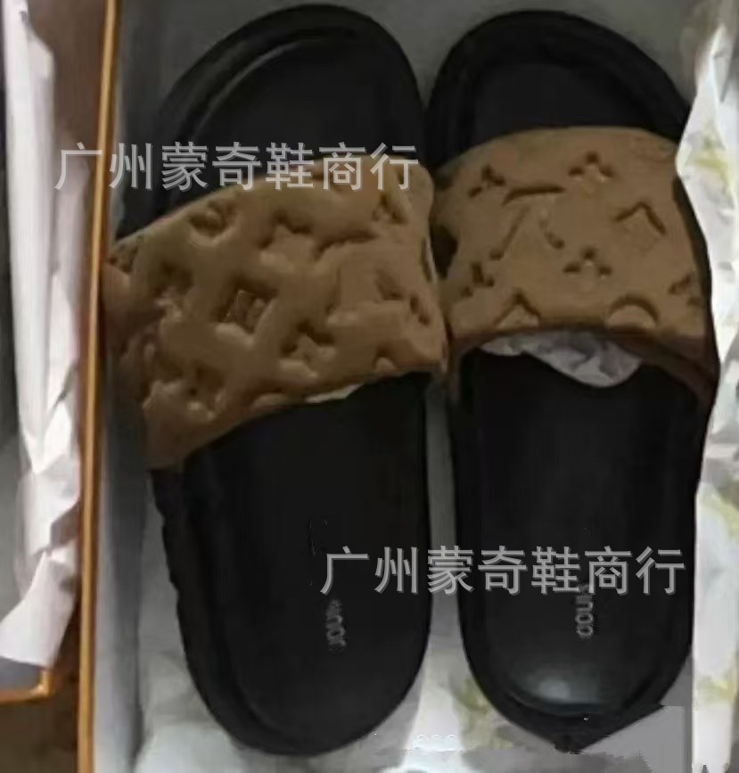 브라운 표면 엠보싱(검은색 배경)