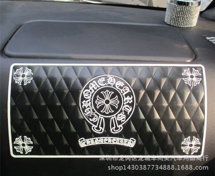 Car Anti-Slip Mat Large Crohn Crown Trendy Brand Rectangular Anti-Slip Mat Car Perfume Anti-Slip Mat Storage Mat