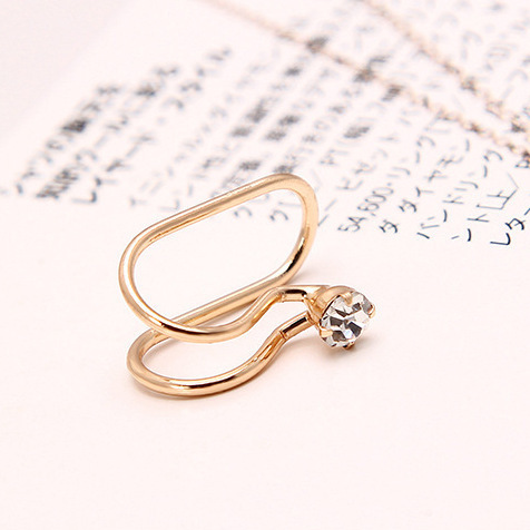 Korean creative pearl earrings, single diamond star earrings, U-shaped earrings, single pack, Yiwu earrings mixed batch