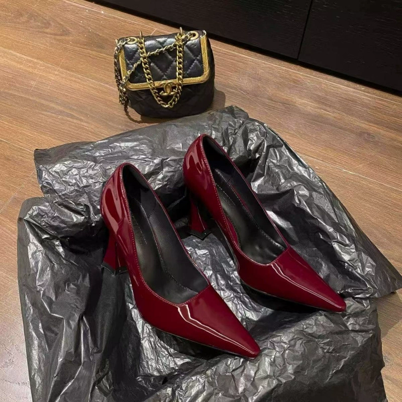 Туфли-лодочки на низком каблуке-подкове для рабочей одежды, новая модель весна 2025, французский ретро стиль, элегантные женские туфли на высоком каблуке с заострённым носком