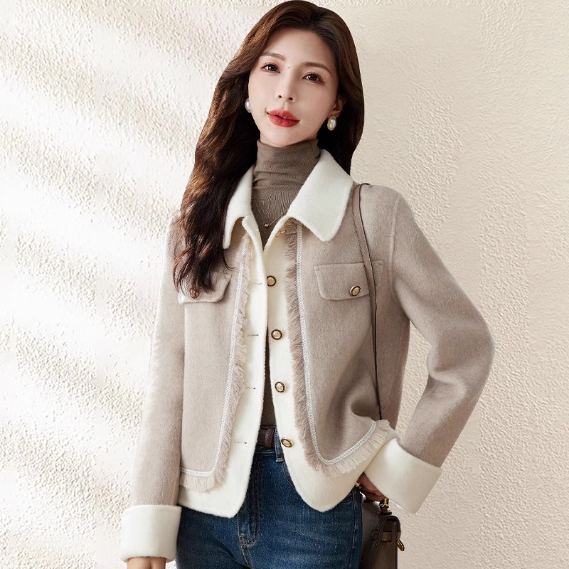 샤넬 스타일 양면 울 재킷 여성의 2024 년 새로운 가을과 겨울 두꺼운 폭발성 짧은 재킷