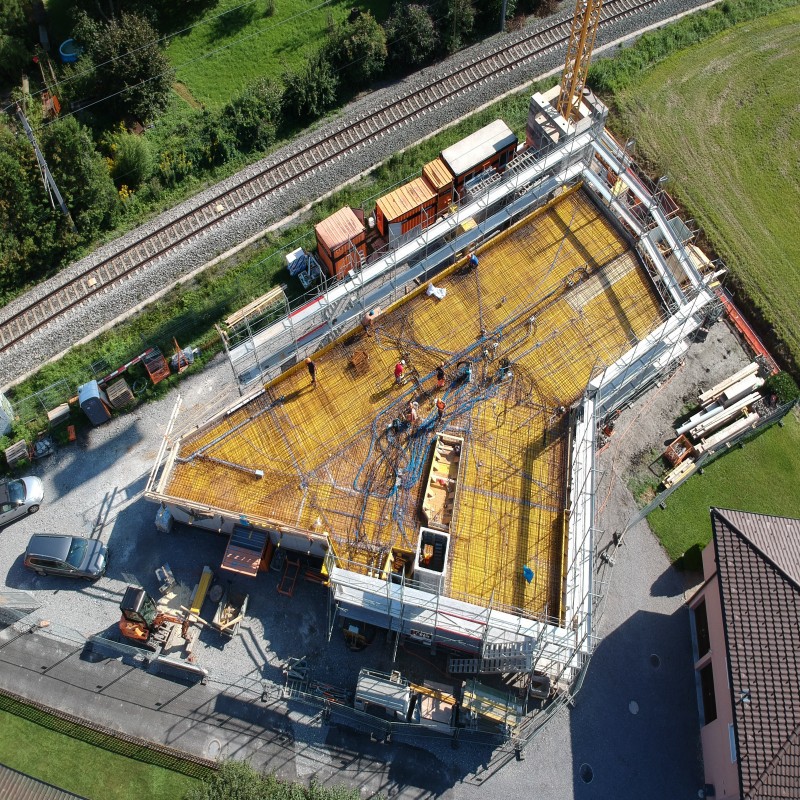 混凝土结构用涂料，也适用于混凝土结构的防水防腐。