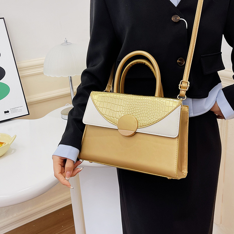 Bolso de verano bolso de mujer bolso de mujer 2023 nuevo bolso de hombro casual de moda bolso de mensajero de viaje de todo fósforo transfronterizo