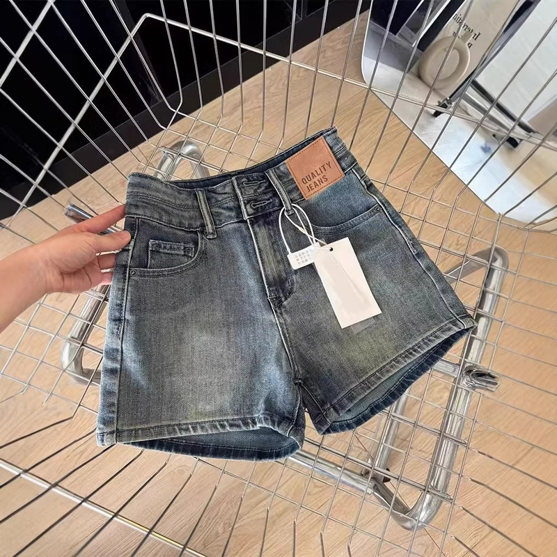 High-Waisted Denim Shorts for Women, Summer Design, Slimming Hot Girl A-Line Shorts, American Retro Loose Wide-Leg Hot Pants High-Waisted Denim Shorts for Women, Summer Design, Slimming Hot Girl A-Line Shorts, American Retro Loose Wide-Leg Hot Pants