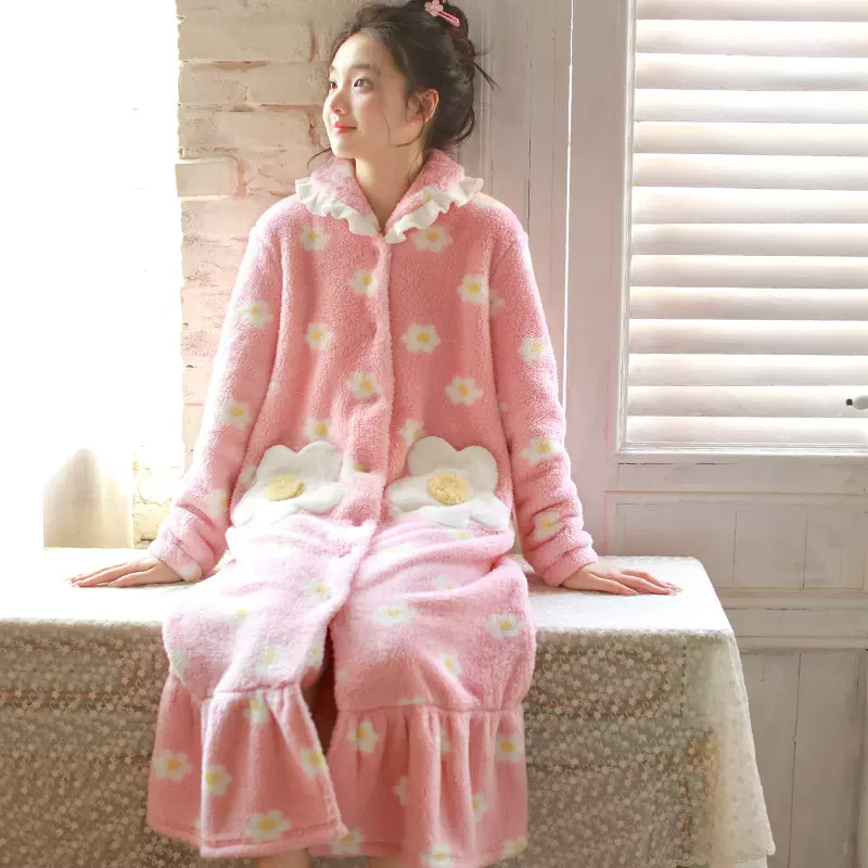 冬季新款女士珊瑚绒保暖家居服睡衣女大码甜美可爱睡裙居家睡袍