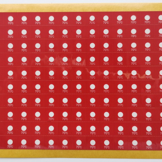 S-HQS1-70不可逆测温贴片度变黑温度标签 尺寸7.5*7.5㎜ 整张150