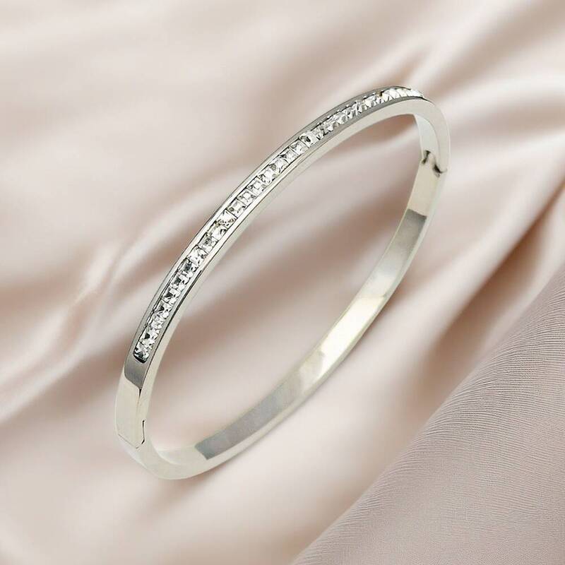 Multi-Specification Ring Mouth, Non-Fading Titanium Steel Bracelet for Women, High-End Design, Fashionable Baby's Breath Diamond Bracelet Wholesale Multi-Specification Ring Mouth, Non-Fading Titanium Steel Bracelet for Women, High-End Design, Fashionable Baby's Breath Diamond Bracelet Wholesale
