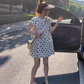 法式复古波点印花无袖连衣裙女2025夏季新款宽松减龄侧开叉短裙子