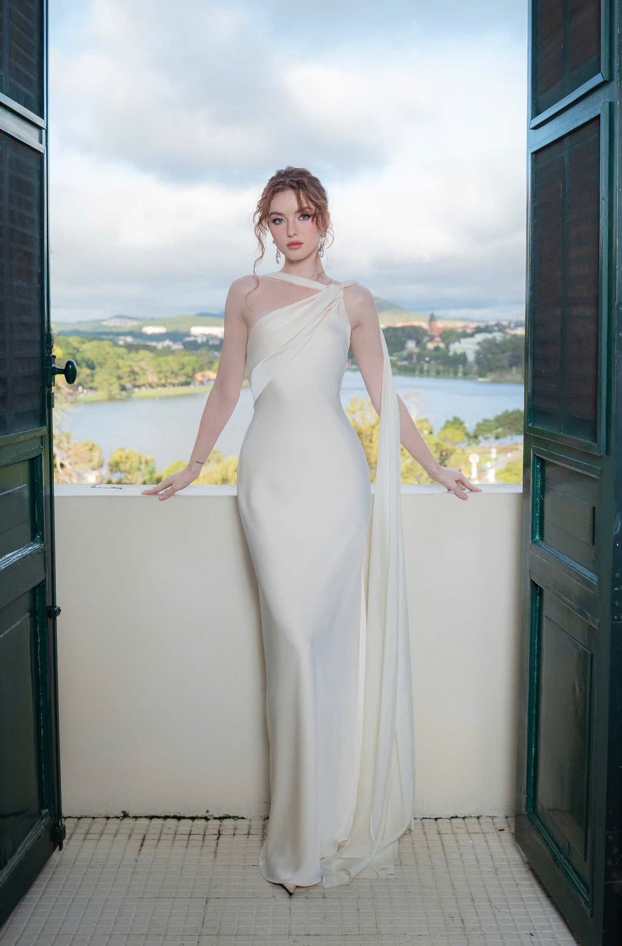 Elegant Socialite One‑Shoulder Satin Mermaid Slimming Bodycon Long Party Dress_ecoleips.com