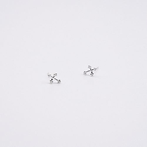 Cross earrings for women, simple and compact, pierced earrings for sleeping, no need to take them off,  new trendy style