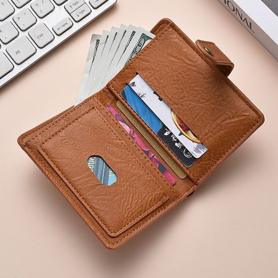 Men's Retro High-End Wallet, Exquisite, Compact, Multifunctional, Short-Style Leather Wallet, Ultra-Thin Integrated Card Holder with Multiple Card Slots Men's Retro High-End Wallet, Exquisite, Compact, Multifunctional, Short-Style Leather Wallet, Ultra-Thin Integrated Card Holder with Multiple Card Slots