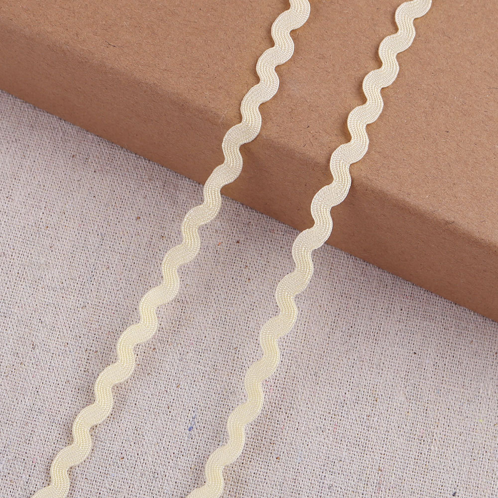 Cinta de polipropileno en S de 5mm, embalaje de regalo, cinta ondulada de color para el hogar, cinta de borde curvo al por mayor