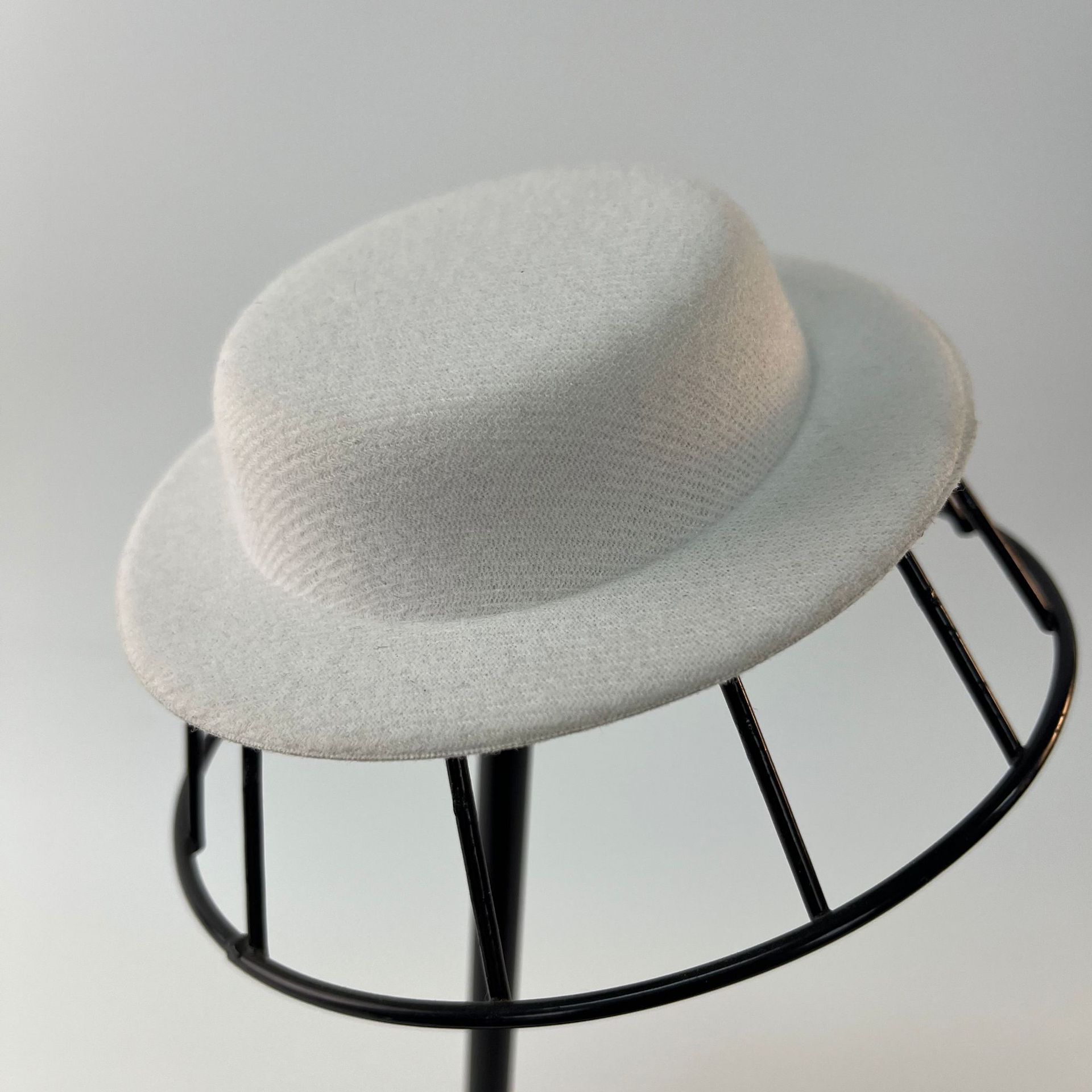 Accesorios DIY SD muñeca sombrero pequeño sombrero de tela Bjd muñeca tirar sombrero de tela Lolita sombrero desnudo hecho a mano 13cm