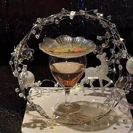网红打卡拍照酒吧稀奇古怪小酒杯鸡尾酒杯装饰蝴蝶流苏创意高脚杯