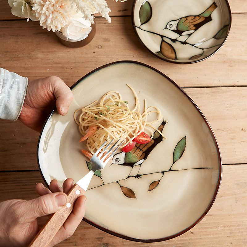 Yuquan de estilo europeo de cerámica pintada a mano vajilla pastoral estilo bajo vidriado color hogar plato comercial plato inteligente al por mayor