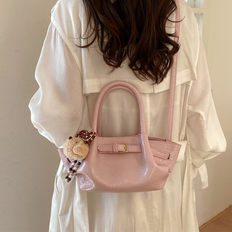 Trendy Niche Bucket Bag, New Fashionable Korean-Style Shoulder Bag, High-Looking Crossbody Bag, Women's Outing Bag Trendy Niche Bucket Bag, New Fashionable Korean-Style Shoulder Bag, High-Looking Crossbody Bag, Women's Outing Bag
