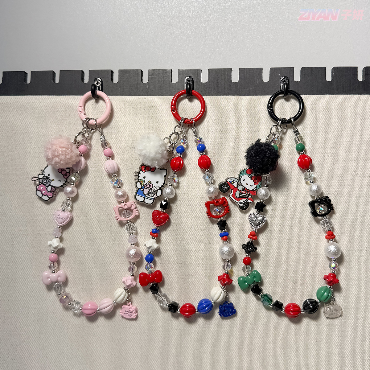 Cartoon Kt Board Fur Ball Mobile Phone Chain Crystal Black Pink Sweet Cool Colorful Bag Alloy Pendant Key Chain Pendant