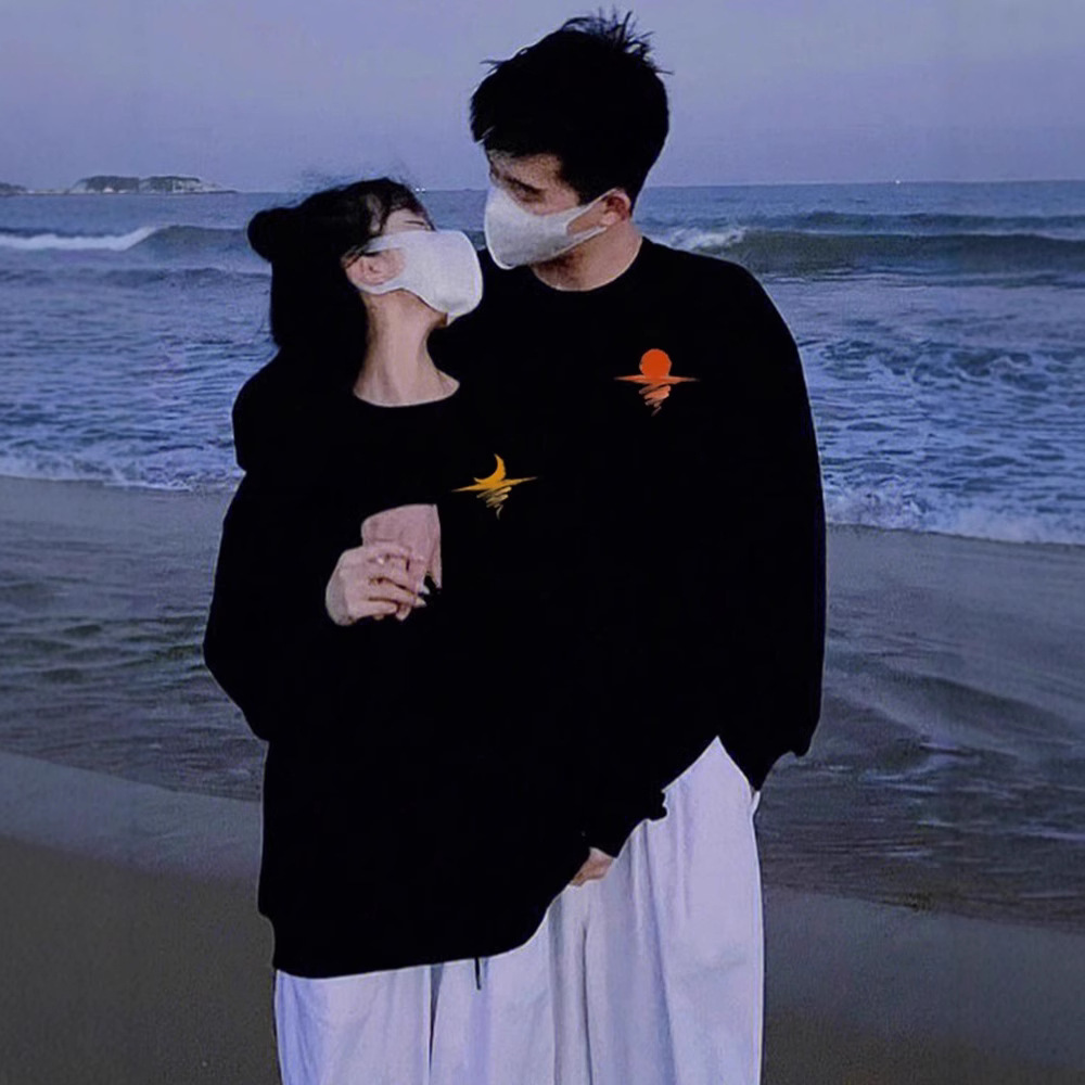SUN MOON 커플 원피스 운동복 2024 새로운 인터넷 축하 하이 엔드 느낌 다른 특별 코트 오버 사이즈