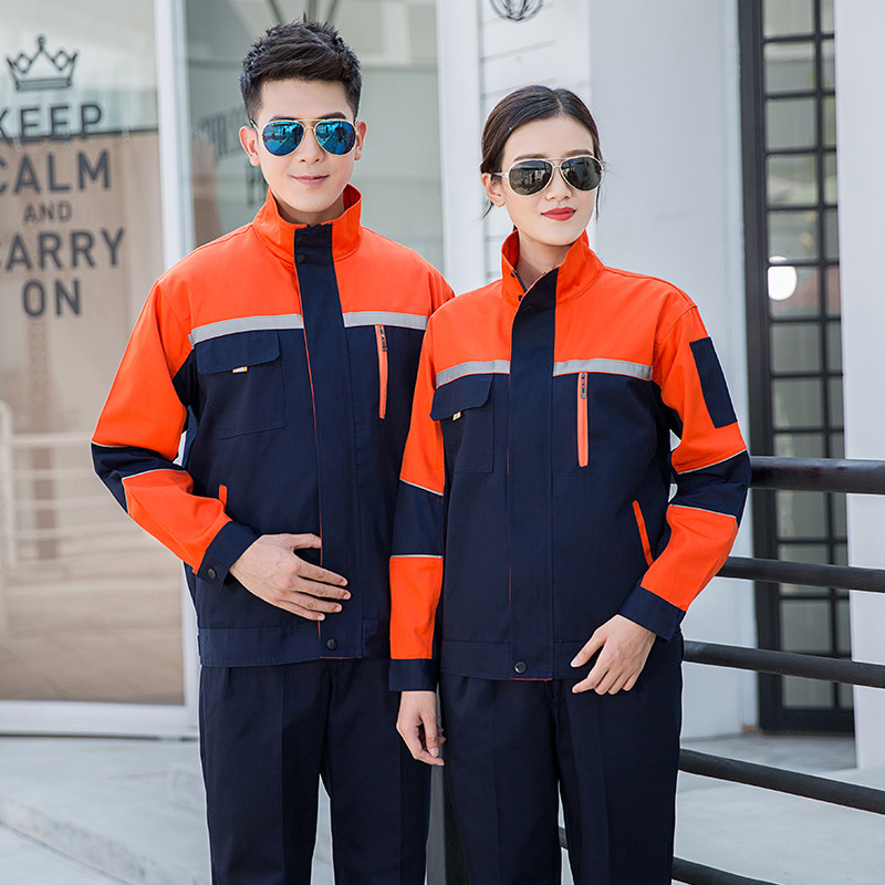Arriba, naranja y abajo, blusa azul tibetano