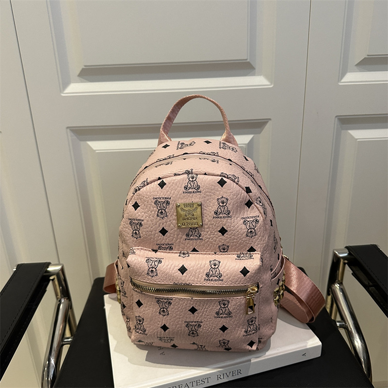 跨境女包2025新款时尚复古小熊印花双肩背包大容量学生书包批发