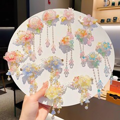 子供の漢服は中国風の時代の服を飾っています。