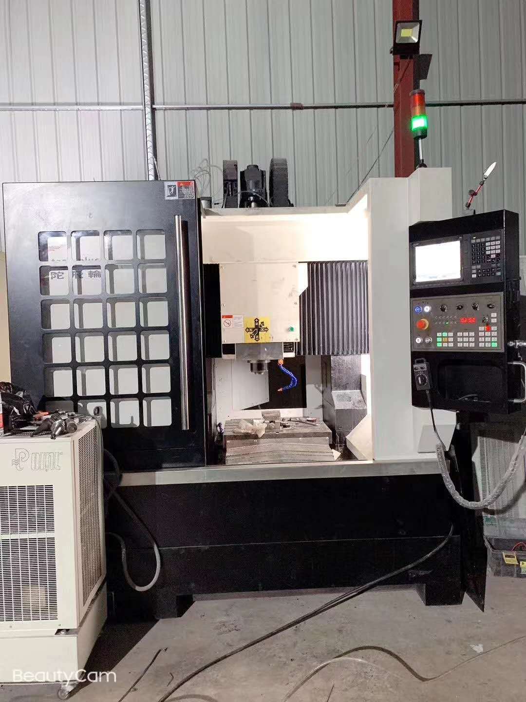 出售二手台湾陀飞轮A-760雕铣机二手雕铣机带哈博油冷机