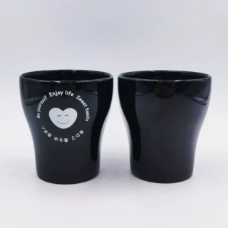 源头工厂简约风手握陶瓷漱口杯可定制logo外贸出口黑色无把马克杯
