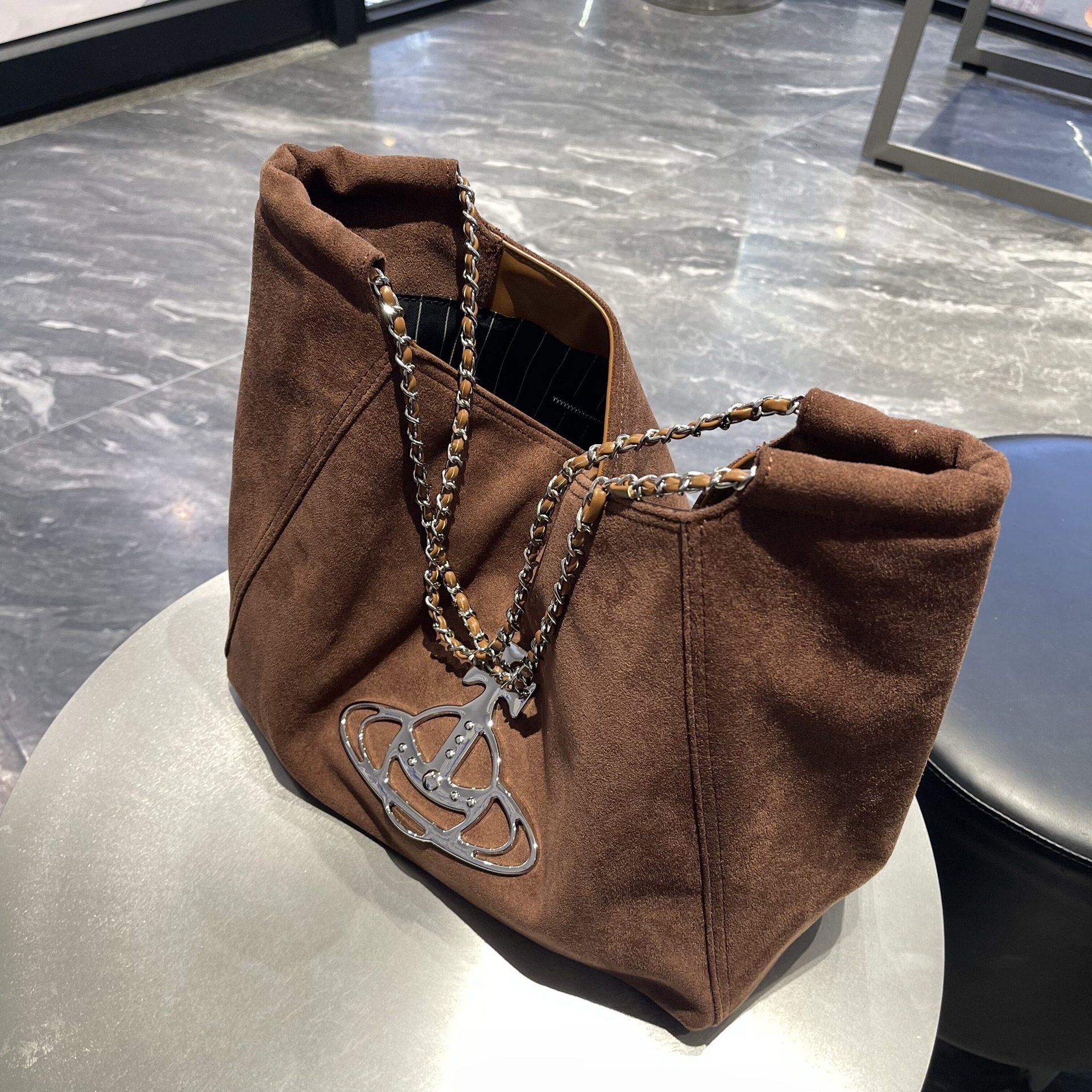 Designer Hobo Tote Bag For Women - Large Capacity Commuter Shopping Bag, Single Shoulder Underarm Bag In Frosted Leather - Thumbnail 6