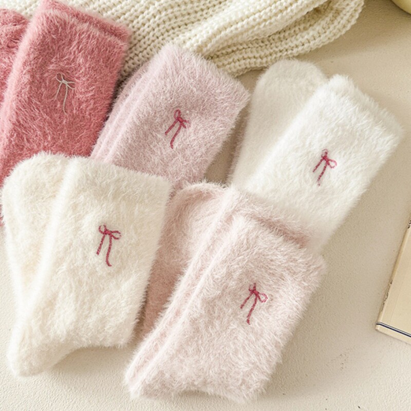 Socks Autumn and Winter Mink Velvet Cute Home Plush Socks for Women Thickeneded Bow Mid-Tube Sweet Sleep Warm and Sweet