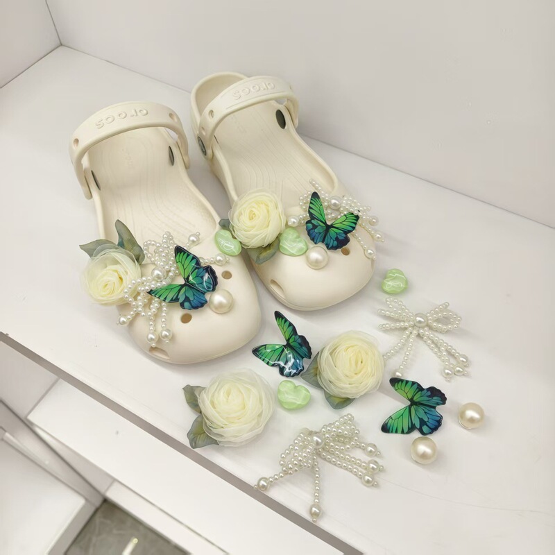 Gentle Girly Style Clog Shoe Charms Green Butterfly White Rose Pearl Bow Shoe Charm Shoe Buckle Set Manufacturer Gentle Girly Style Clog Shoe Charms Green Butterfly White Rose Pearl Bow Shoe Charm Shoe Buckle Set Manufacturer