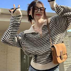 翻领黑白条纹宽松显瘦针织外套毛衣女慵懒风秋季新款小众百搭上衣